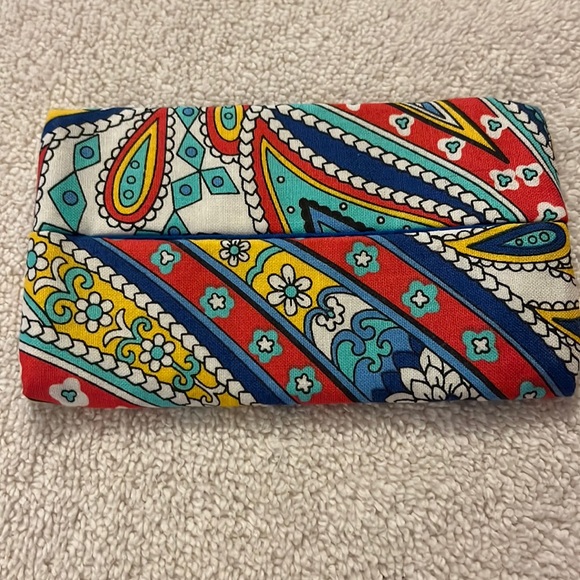 Hand Made Accessories - Vera Bradley Marina Paisley Tissue Holder (NWOT)
